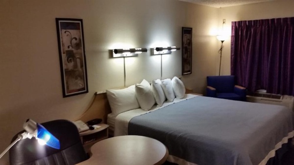 温德姆博伊纳公园戴斯酒店 image 11